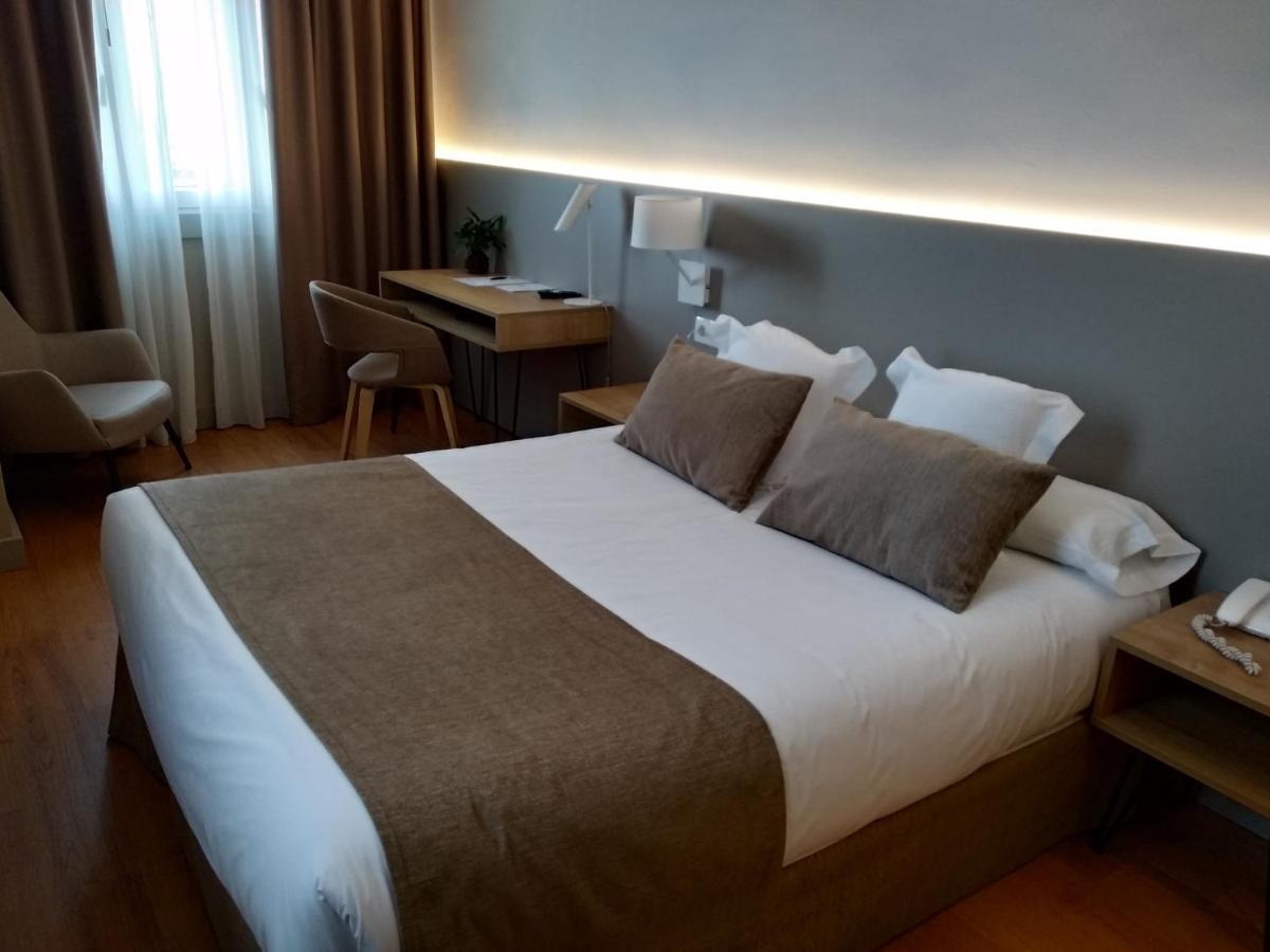 Hotel Airinos 3* Cangas do Morrazo Exterior photo