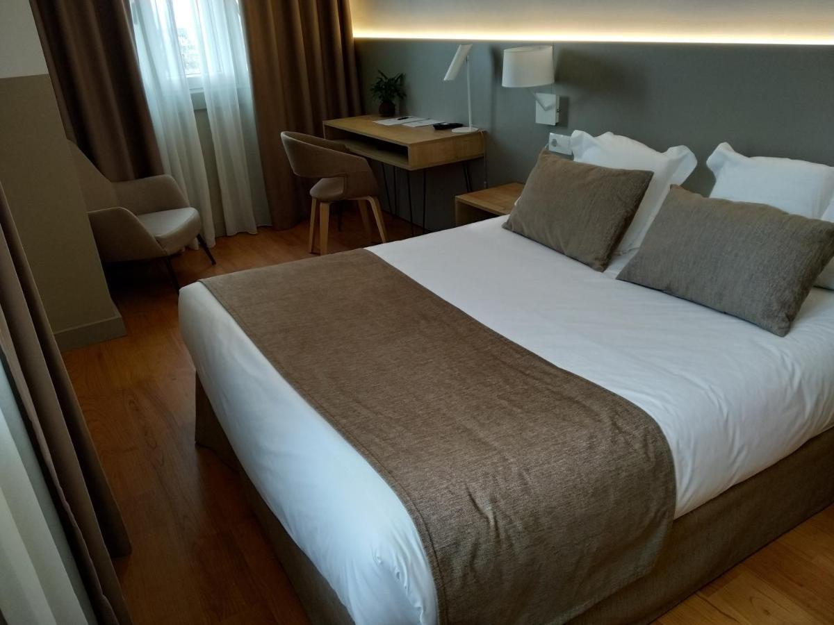 Hotel Airinos 3* Cangas do Morrazo Exterior photo